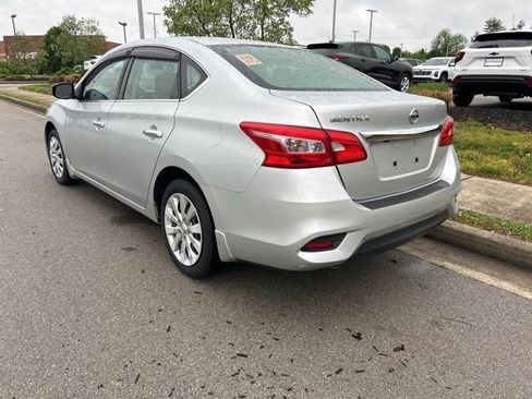 Used 2019 Nissan Sentra S FWD image 4