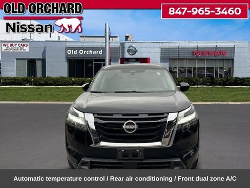 Used 2024 Nissan Pathfinder S AWD/4WD image 2