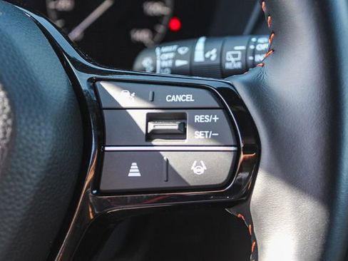 Used 2025 Honda HR-V Sport image 33