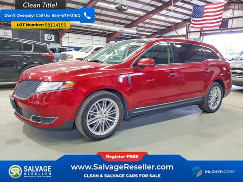 Used 2016 Lincoln MKT AWD image 1