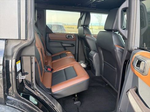 New 2024 Ford Bronco Outer Banks w/ Sasquatch Package AWD/4WD image 32
