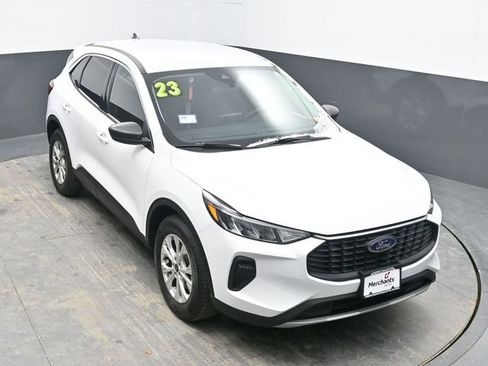 Used 2023 Ford Escape Active image 16