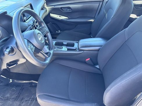 Used 2024 Nissan Sentra S FWD image 18