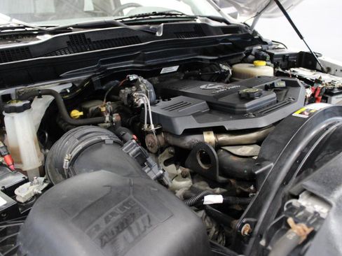 Used 2017 RAM 2500 Tradesman w/ Chrome Appearance Group image 18