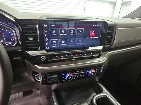 Used 2025 GMC Sierra 1500 SLT w/ SLT Premium Package AWD/4WD image 13