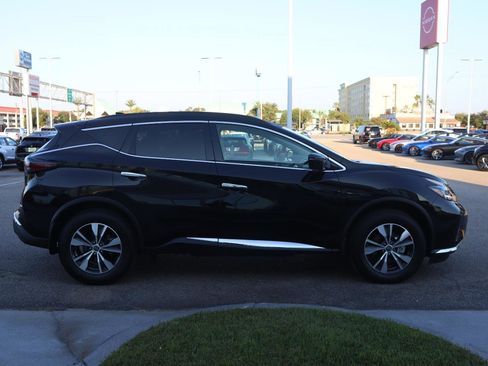 Certified 2024 Nissan Murano SV image 11