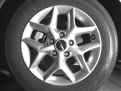Used 2025 Kia Soul LX w/ LX Technology Package FWD image 12