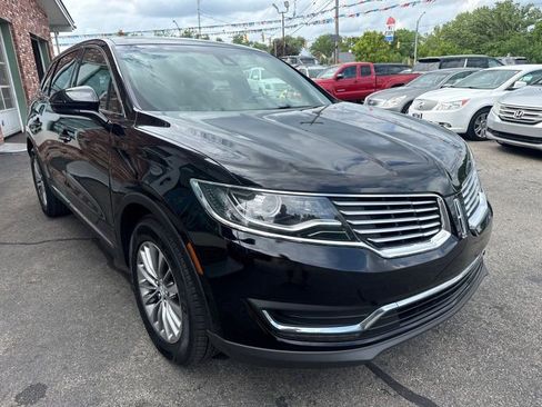 Used 2017 Lincoln MKX Select w/ Select Plus Package AWD/4WD image 3