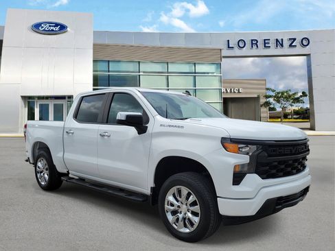 Used 2024 Chevrolet Silverado 1500 Custom RWD image 3