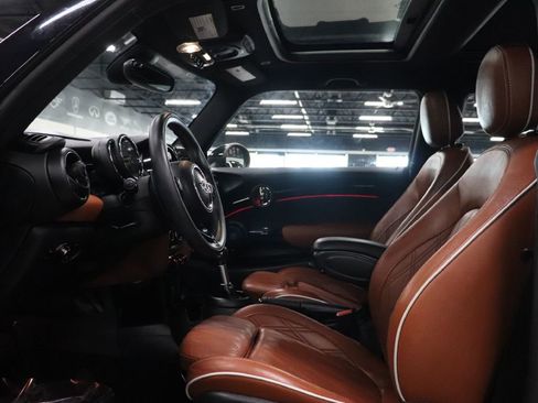 Used 2019 MINI Cooper S image 11
