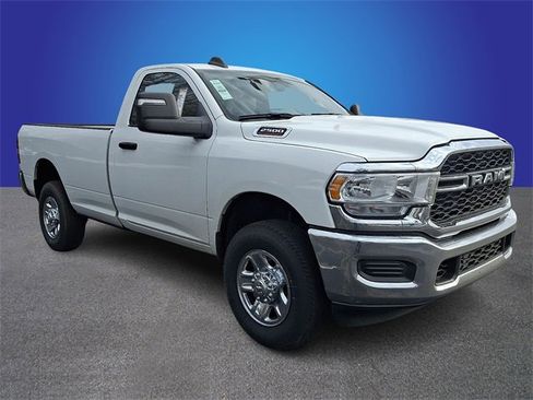 Used 2024 RAM 2500 Tradesman w/ Chrome Appearance Group image 3