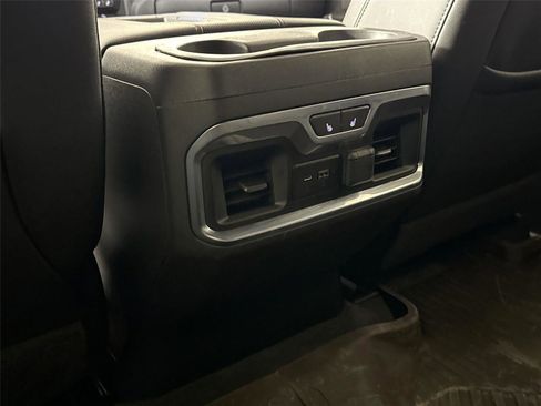 Used 2020 GMC Sierra 1500 AT4 w/ Off-Road Performance Package AWD/4WD image 37