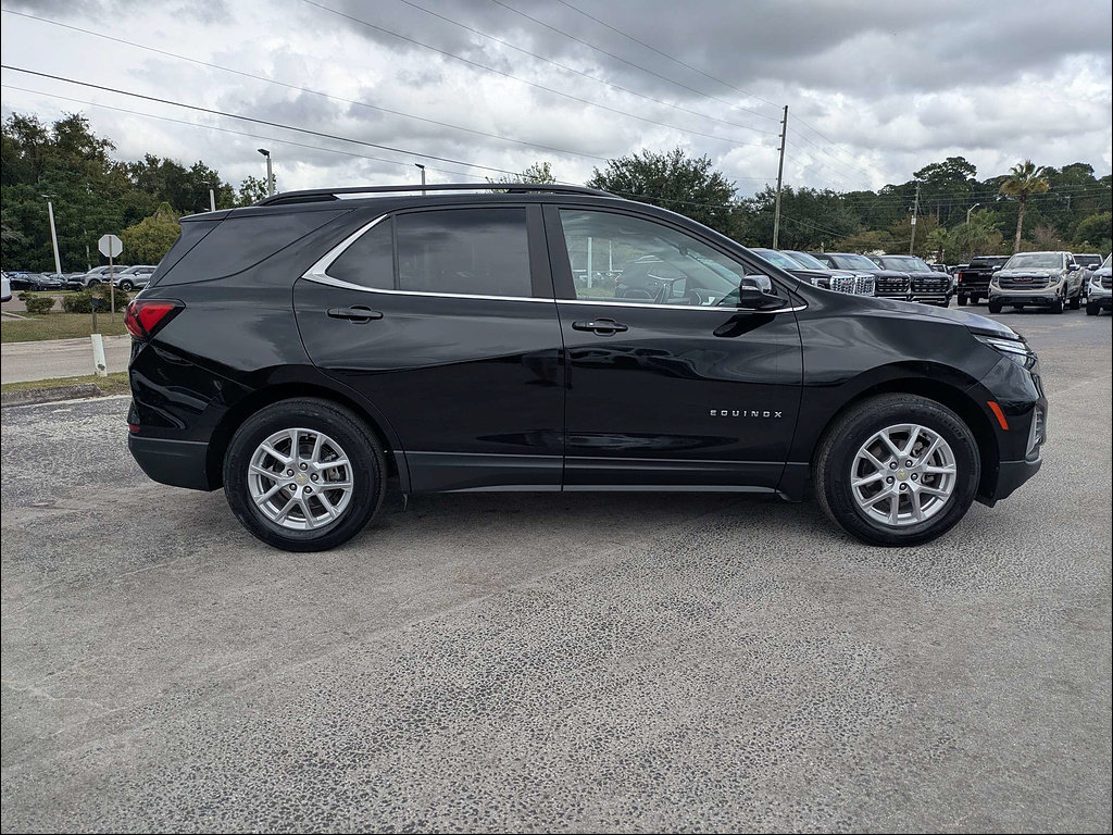 Used 2022 Chevrolet Equinox LT FWD image 5