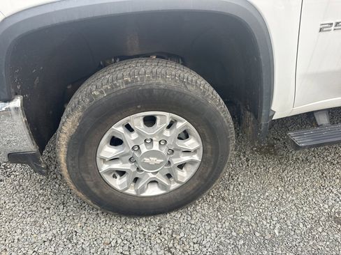 Used 2020 Chevrolet Silverado 2500 LT w/ All Star Edition image 23