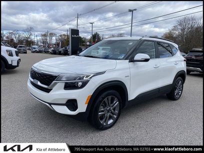 Used 2023 Kia Seltos S w/ Navigation Package