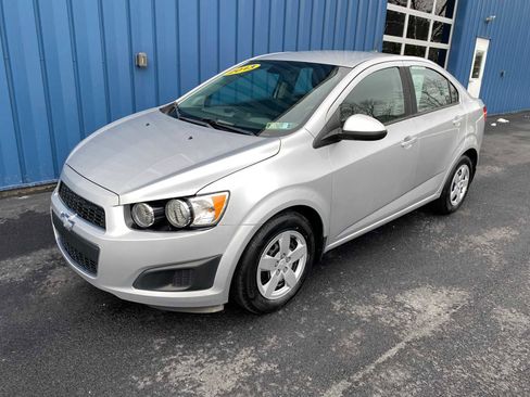 Used 2013 Chevrolet Sonic LS image 2
