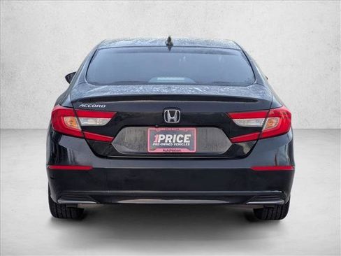 Used 2018 Honda Accord EX image 7