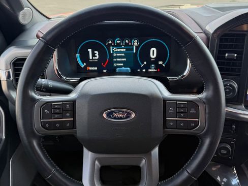 Used 2022 Ford F150 Lariat w/ Equipment Group 502A High image 14