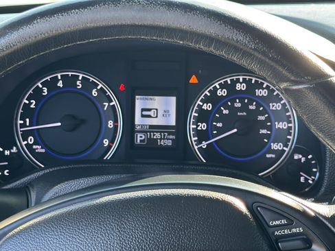 Used 2015 INFINITI Q60 Journey w/ Premium Package RWD image 29