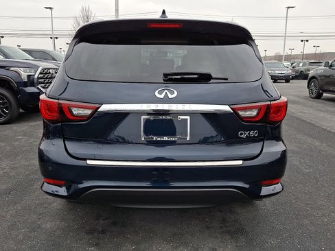 Used 2019 INFINITI QX60 Luxe w/ Essential Package image 5