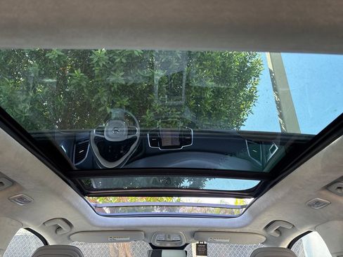 New 2025 Volvo XC90 B6 Ultra w/ Lounge Package image 16