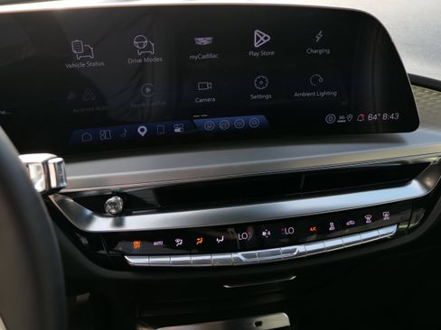 New 2026 Cadillac Lyriq Premium Luxury AWD/4WD image 20