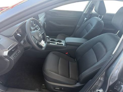 New 2026 Nissan Altima 2.5 SV FWD image 5