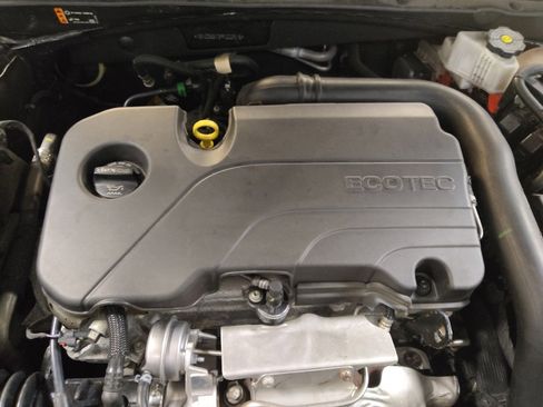 Used 2023 Chevrolet Malibu LT FWD image 30