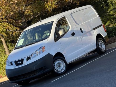 Used 2016 Nissan NV200 S w/ Back Door Glass Package image 1