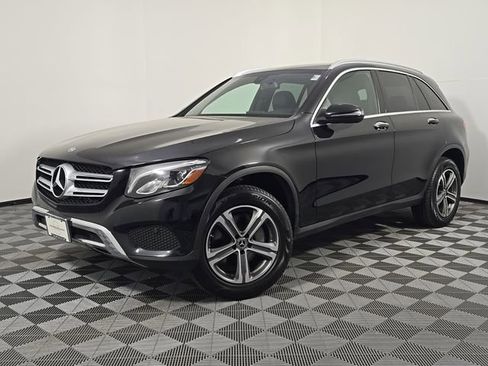 Used 2019 Mercedes-Benz GLC 300 4MATIC image 1