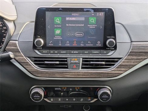 Used 2020 Nissan Altima 2.0 Platinum image 19