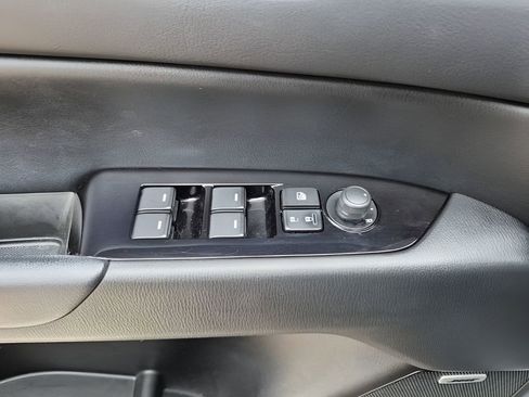 Used 2019 MAZDA CX-5 Touring image 28