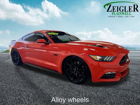 Used 2016 Ford Mustang GT Premium w/ Black Accent Package RWD image 7