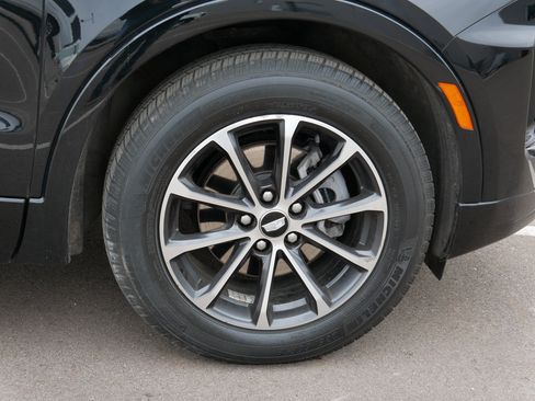 Used 2024 Cadillac XT4 Sport image 15