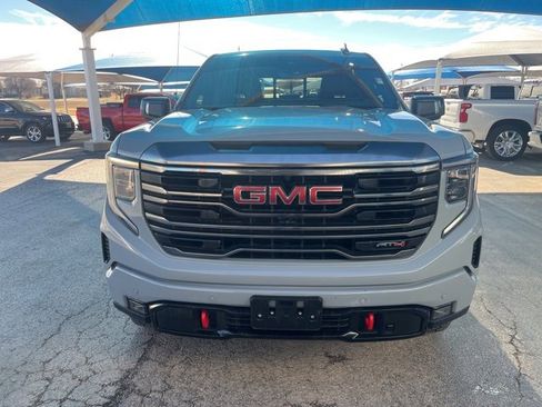 Used 2024 GMC Sierra 1500 AT4 w/ Technology Package image 2