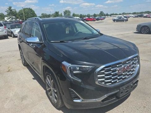 Used 2019 GMC Terrain Denali w/ LPO, 'HIT The Road' Package FWD image 19