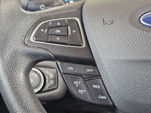 Used 2017 Ford Escape SE FWD image 12