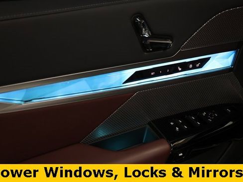 Used 2025 BMW 760i xDrive w/ Executive Package image 52