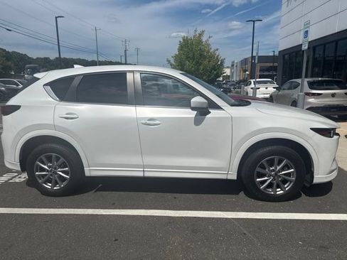 Used 2024 MAZDA CX-5 AWD 2.5 S w/ Select Package image 2