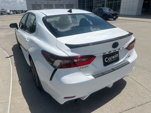 Used 2024 Toyota Camry SE w/ Convenience Package FWD image 6