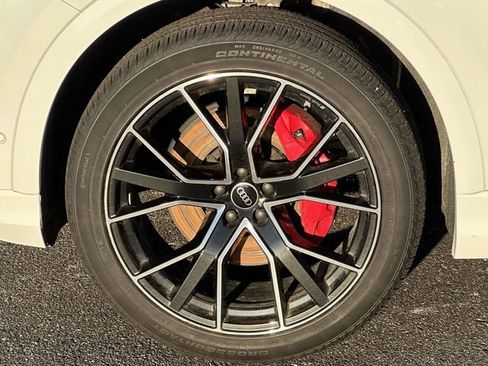 Used 2023 Audi Q8 Premium Plus w/ Premium Plus Package image 10