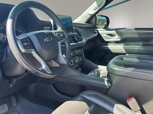 Used 2021 Chevrolet Tahoe Z71 w/ Rear Media and Nav Package image 8