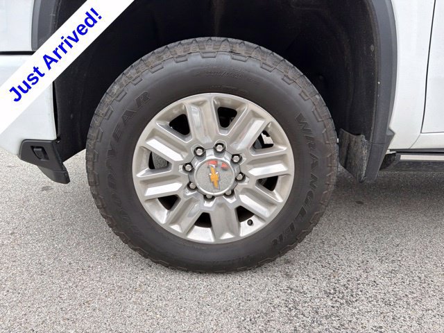 Used 2024 Chevrolet Silverado 2500 High Country AWD/4WD image 12