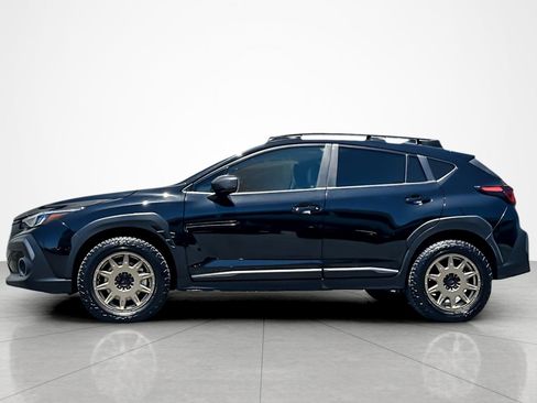 Used 2024 Subaru Crosstrek 2.5i Limited w/ Crosstrek Mirror Package AWD/4WD image 2