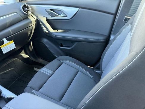 New 2026 Chevrolet Blazer LT w/ Convenience Package FWD image 20