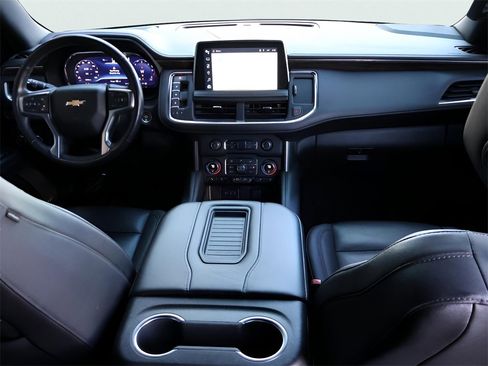 Used 2022 Chevrolet Tahoe LT w/ LT Signature Plus Package image 17