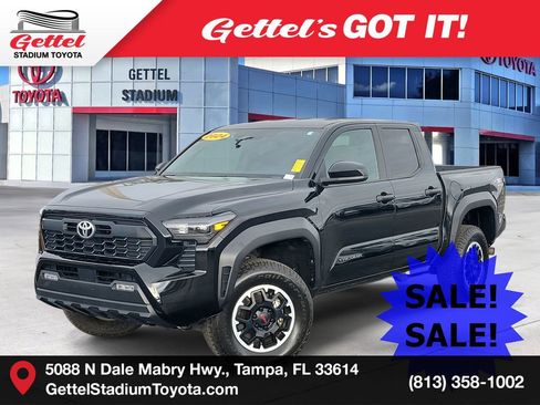 Used 2024 Toyota Tacoma TRD Off-Road image 1