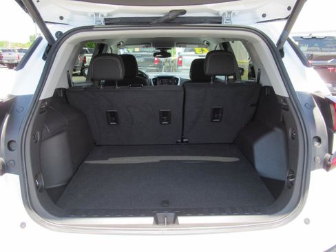 Used 2023 GMC Terrain SLE w/ Driver Convenience Package FWD image 30