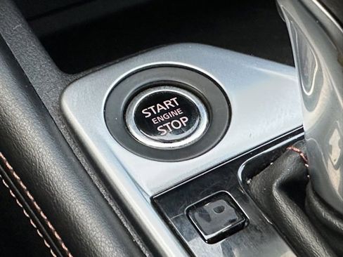 Certified 2022 Nissan Sentra SR image 36