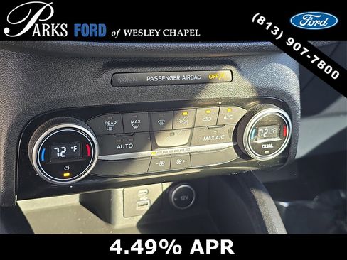 Certified 2021 Ford Escape SE w/ SE Sport Appearance Package image 24